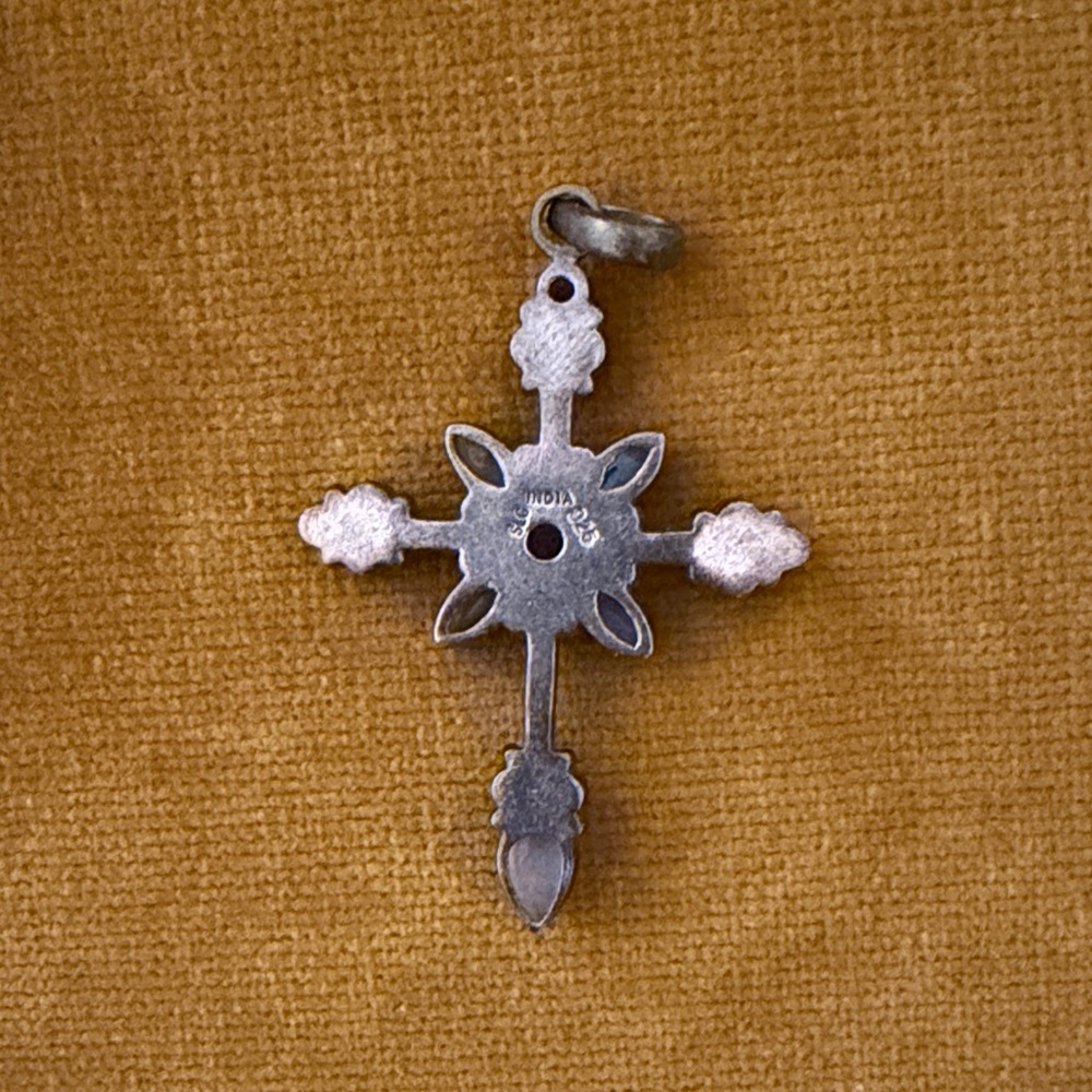 925 Sterling Elegant Silver and Purple Cross Pendant - Picture 3 of 4